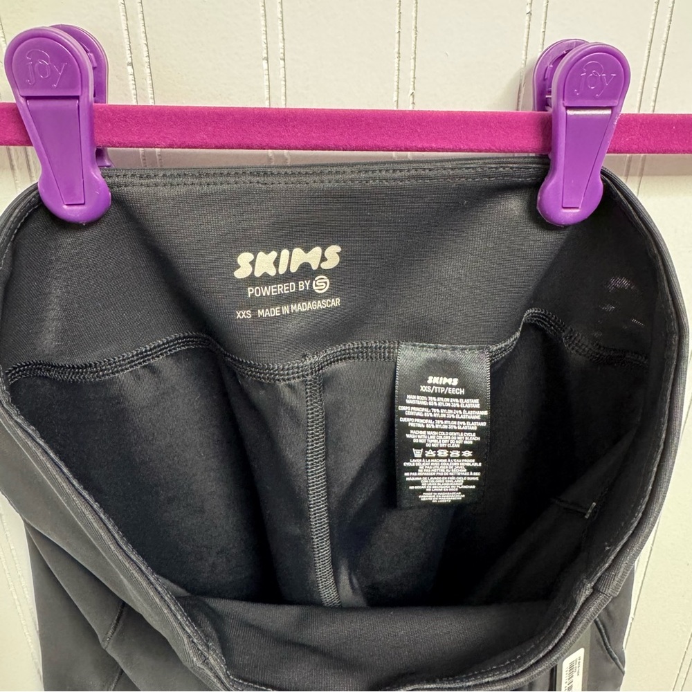 SKIMS Black Active Shorts - Picture 3 of 5